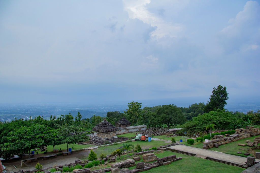 IJO TEMPLE SUNSET 3